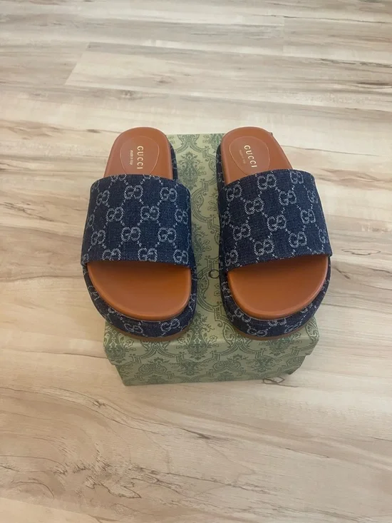 Gucci Denim Logo Slide Sandals with Brown Footbed - Picture 2 of 4